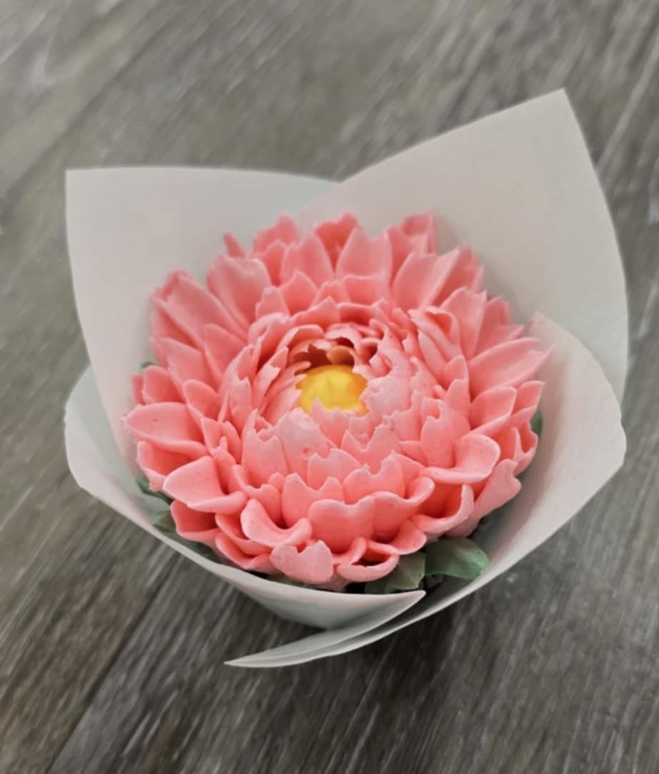 Floral Cupcakes - 1 Dozen - Image 3