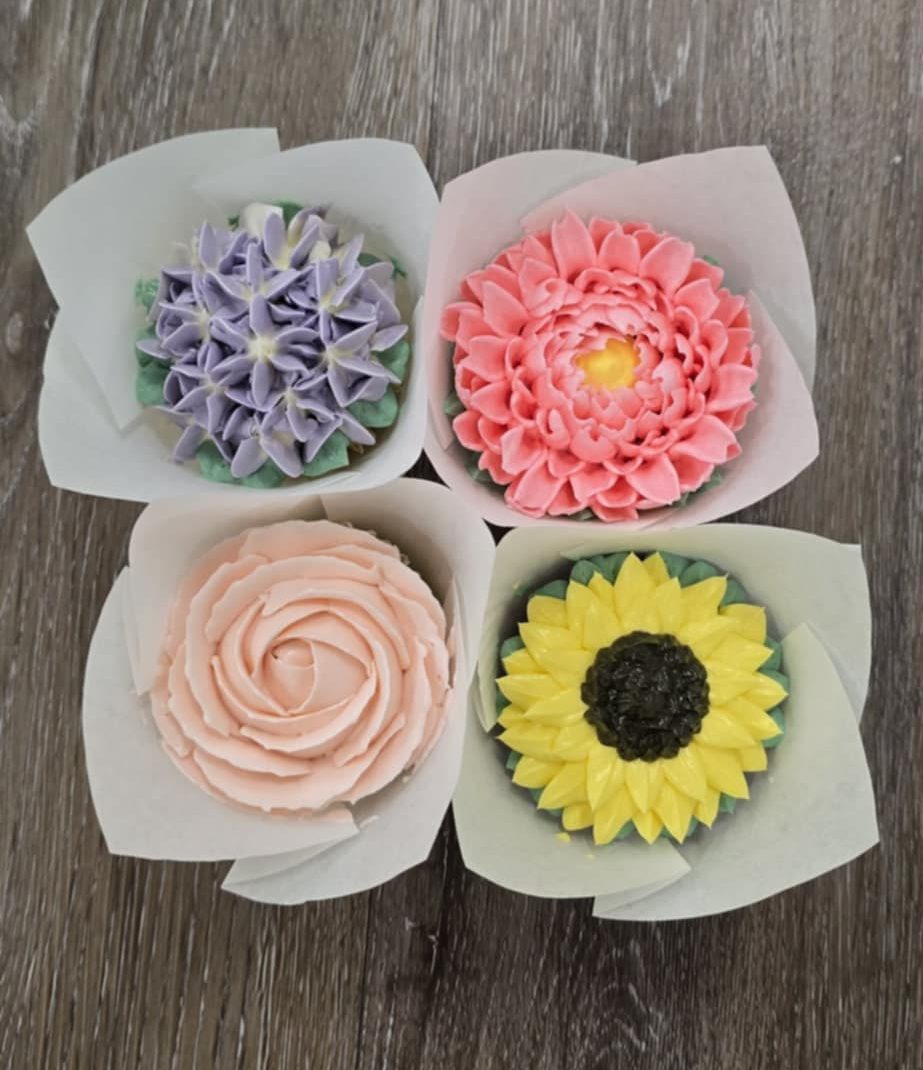 Floral Cupcakes - 1 Dozen